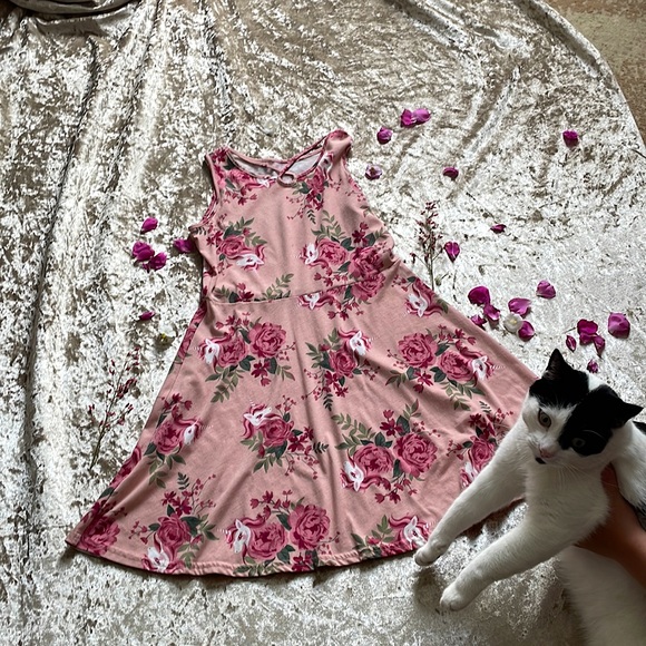 Girls Size Large ( age 10-12) Floral Unicorn Dress ! - Picture 2 of 3